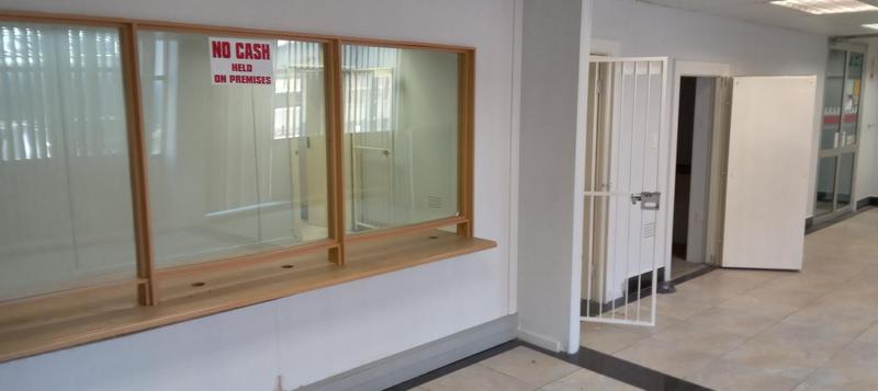 To Let commercial Property for Rent in East London Central Eastern Cape